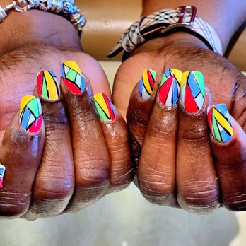 Deloux 2000 Nail Salon - Nail Salons Near Me - Bridgeport, Connecticut