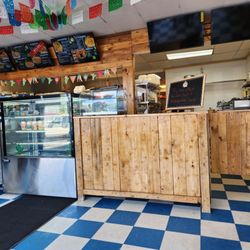 Mega Taco's - Inside