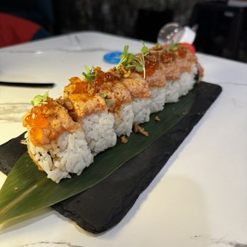 Sushi Rose - Tuna Luna roll - Sushi Bars Near Me - Winston-Salem, North Carolina Sushi Rose - Tuna Luna roll - Sushi Bars Near Me - Winston-Salem, North Carolina