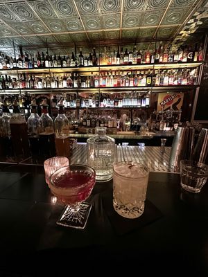 Bar 821 by null