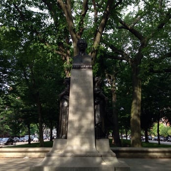 Commonwealth Avenue Mall - Parks Near Me - Boston, Massachusetts Commonwealth Avenue Mall - Parks Near Me - Boston, Massachusetts