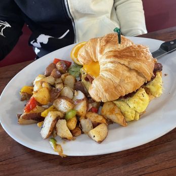 Loru’s Cafe - Croissant Breakfast Sandwich - Breakfast & Brunch Near Me - Camarillo, California