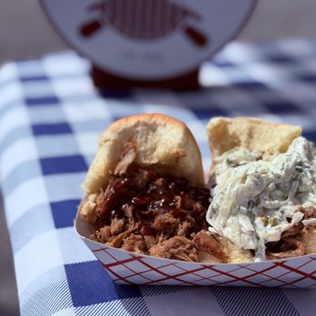 Pomeroy Family Bbq - Food Trucks Near Me - Rogue River, Oregon Pomeroy Family Bbq - Food Trucks Near Me - Rogue River, Oregon