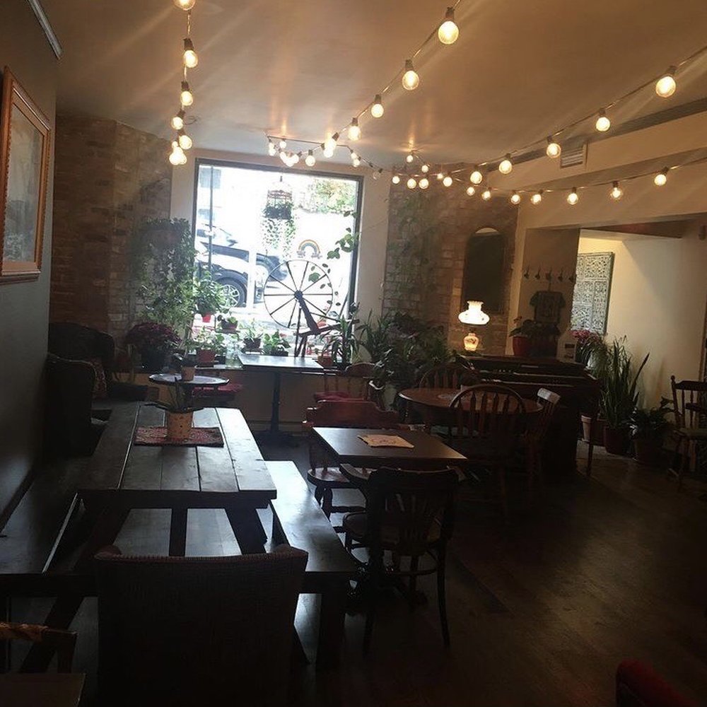 Cafe Aunja - Cafes Near Me - Montreal, Quebec