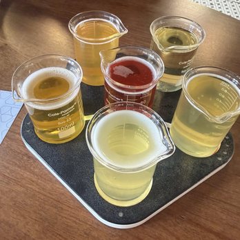 Ciders From Mars - Cider flight - Cideries Near Me - Staunton, Virginia Ciders From Mars - Cider flight - Cideries Near Me - Staunton, Virginia