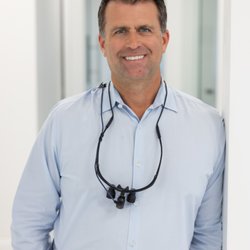 deFabrique Aesthetic Dentistry - Dr. Nicolas deFabrique