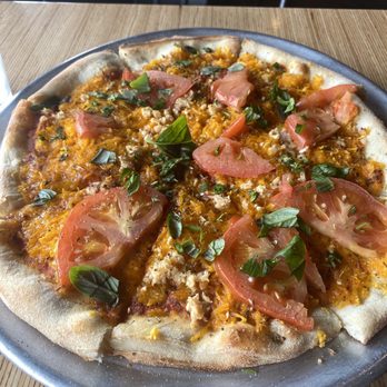Vegan & Vine - Margherita pizza - Vegan Near Me - Phoenix, Arizona Vegan & Vine - Margherita pizza - Vegan Near Me - Phoenix, Arizona