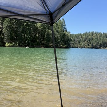 Peninsula Campground - Only part of the lake that's really accessible from shore - Boating Near Me - Grass Valley, California