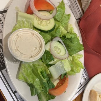 Frank's Grill - House salad with garden fresh veggies and an amazing homemade (small-chunky) blue cheese dressing - Seafood Near Me - Marathon, Florida