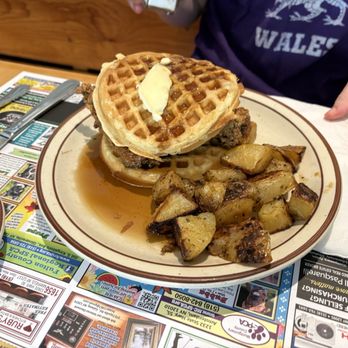The LAB Shack - Chicken & waffles - Burgers Near Me - Mayfield, New York