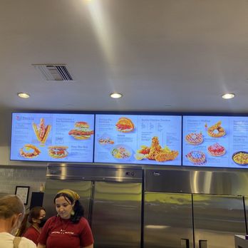 Bruxie - Chicken Shop Near Me - Long Beach, California