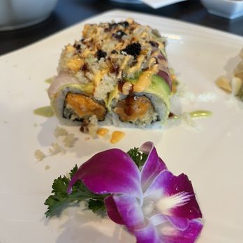Ginjo Restaurant - New wave - Japanese Near Me - Walpole, Massachusetts