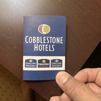 Cobblestone Inn & Suites - Vinton - Hotels Near Me - Vinton, Iowa