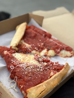Lefty's Chicago Pizzeria by null