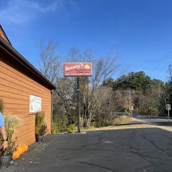 Bessey's Meat Market & Bulk Foods