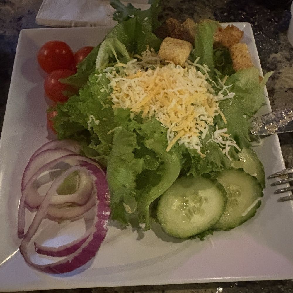 Parlay Lounge - Side salad was filling! - Lounges Near Me - Washington, Pennsylvania
