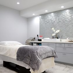 Skin Laser - BROWNSVILLE LOCATION