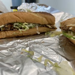 Lily's Lunch Stand - I kid you not, a foot-long torta! This one is the Milanesa well served!