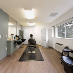 Parkrose Chateau Gracious Retirement Living