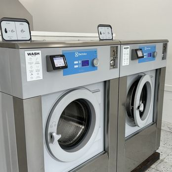 Laundré - New machine - Laundromat Near Me - San Francisco, California Laundré - New machine - Laundromat Near Me - San Francisco, California
