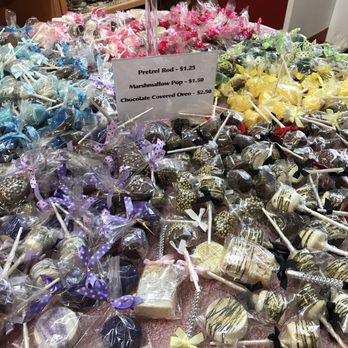 Kelly's Kandy & Nuts - Candy Stores Near Me - Collingdale, Pennsylvania