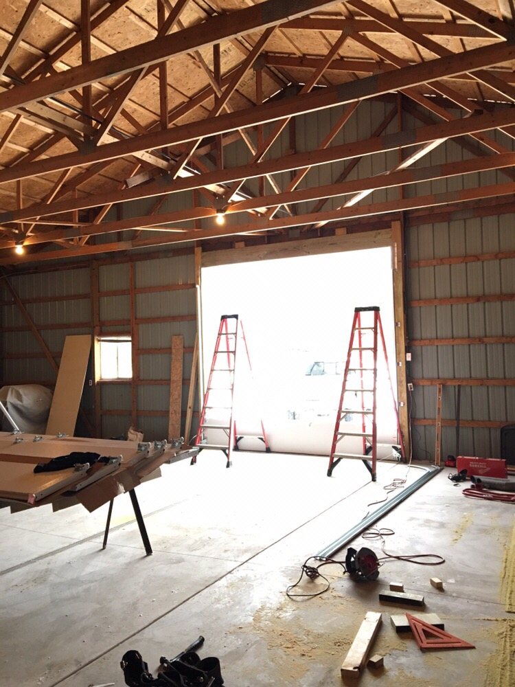 Robertson's Doors and More - Garage Door Contractor in Highland, MI