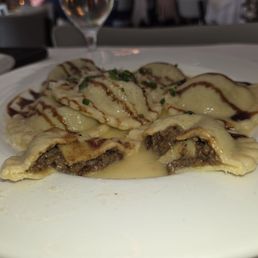 Ravioli filled with Mushroom&Ricotta, with truffle butter