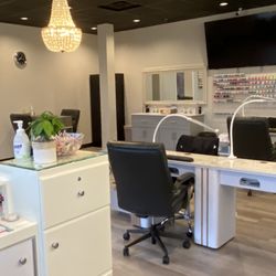 Rain Nail Salon