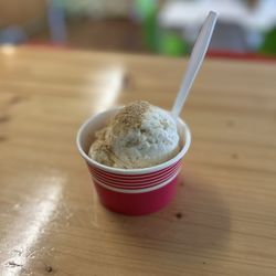 Foggi Ice Cream - Caramel con Leche Cheesecake Ice Cream