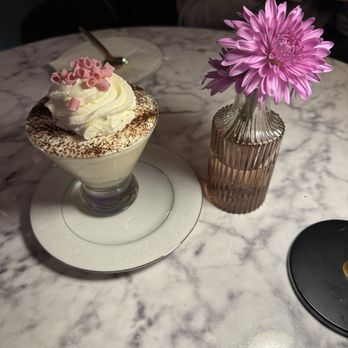 Coupe & Stein Champagne Bar - Red Velvet Tiramisu - Champagne Bars Near Me - Durham, North Carolina Coupe & Stein Champagne Bar - Red Velvet Tiramisu - Champagne Bars Near Me - Durham, North Carolina