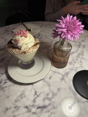 Coupe & Stein Champagne Bar by null