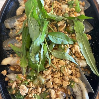 Bien Hen Restaurant - Clams - Seafood Near Me - Westminster, California