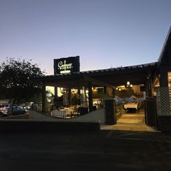 Cosmo's Bistro