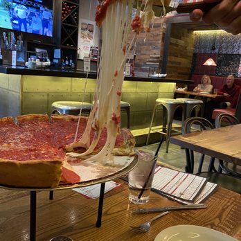 Giordano's - Deep dish pizza! - Pizza Near Me - Indianapolis, Indiana Giordano's - Deep dish pizza! - Pizza Near Me - Indianapolis, Indiana