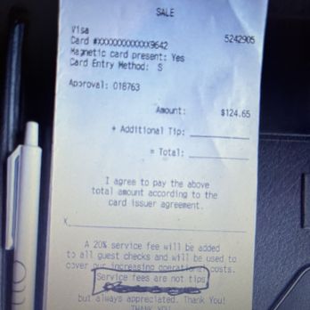 Il Piatto - Server crossed out "tips are not expected" to get customer to overtip - Italian Near Me - Washington, DC, District of Columbia Il Piatto - Server crossed out "tips are not expected" to get customer to overtip - Italian Near Me - Washington, DC, District of Columbia