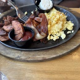 Bacon, Egg and Potato breakfast plate Eggs, Bacon & Potato Skillet Eggs, Bacon & Potato Skillet