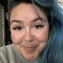 No makeup, just lashes and brows!