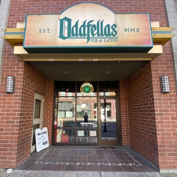 Oddfellas Pub & Eatery - entrance - Irish Near Me - Auburn, Washington