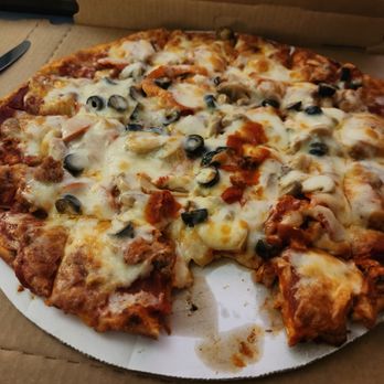 Riverside Pizzeria - Pizza Near Me - Green Bay, Wisconsin Riverside Pizzeria - Pizza Near Me - Green Bay, Wisconsin