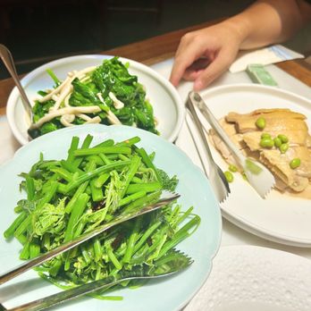 Bistro Na's - Veggie & Chicken - Seafood Near Me - Temple City, California Bistro Na's - Veggie & Chicken - Seafood Near Me - Temple City, California
