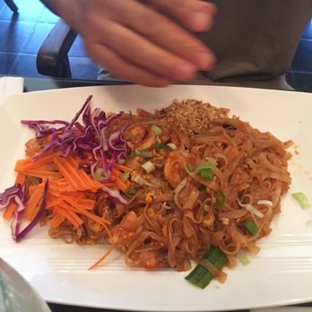 Bangkok Village - Pad thai - Thai Near Me - Naperville, Illinois