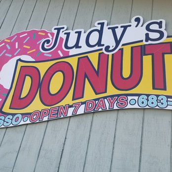 Judy's Donuts - Easy to spot sign from the road!!!!!! - Donuts Near Me - Oakhurst, California