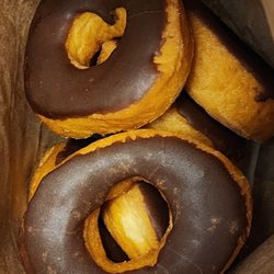 Aurora Donuts - Six chocolate glazed raised doughnuts (12/9/25)