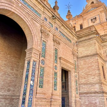 Plaza de España - Local Flavor Near Me - Seville, SE