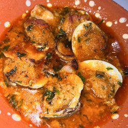 Ameijoas Recheadas com Toucinho - Baked Clams with Bacon
