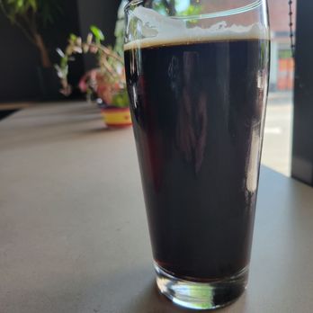 Fast Fashion Brewing - Reflection,  a very good Schwartzbier! - Breweries Near Me - Seattle, Washington