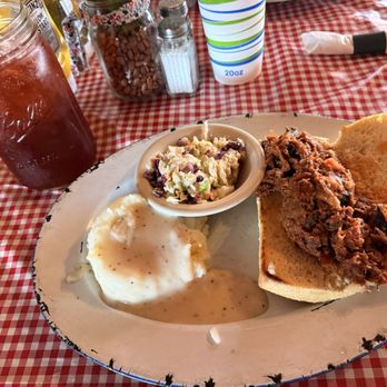Calico House Restaurant - Pull Pork sandwich Coleslaw Mashed potatoes and gravy Boysenberry soda - American Near Me - Yermo, California Calico House Restaurant - Pull Pork sandwich Coleslaw Mashed potatoes and gravy Boysenberry soda - American Near Me - Yermo, California