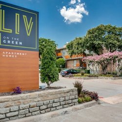 Smart City Apartment Locating - Fort Worth - Front of building