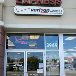 Verizon - Tops Plaza, Dunkirk NY.
