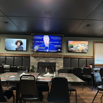 Jigsy's BrewPub & Restaurant - Inside the dining are 3 TVs - Pizza Near Me - Enola, Pennsylvania Jigsy's BrewPub & Restaurant - Inside the dining are 3 TVs - Pizza Near Me - Enola, Pennsylvania
